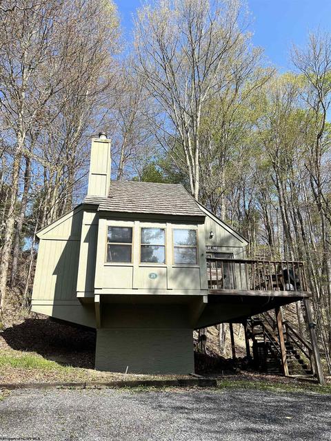 25 Whispering Pines Ln, Davis, WV 26260