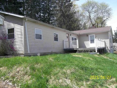 32 Browns Chapel Rd, Morgantown, WV 26505