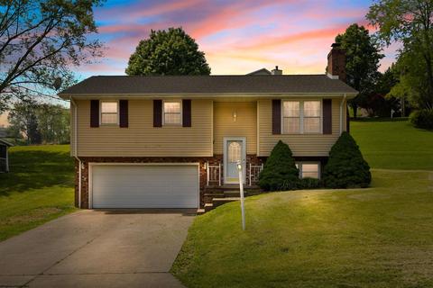 10 Woodbrook Ln, Bridgeport, WV 26330