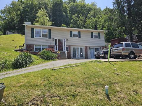 85 Mark Ave, Buckhannon, WV 26201