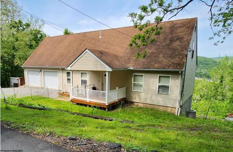 2009 Purinton St, Morgantown, WV 26505