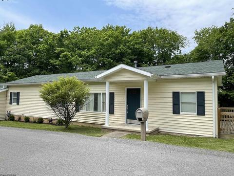 401 Garrett St, Fairmont, WV 26554