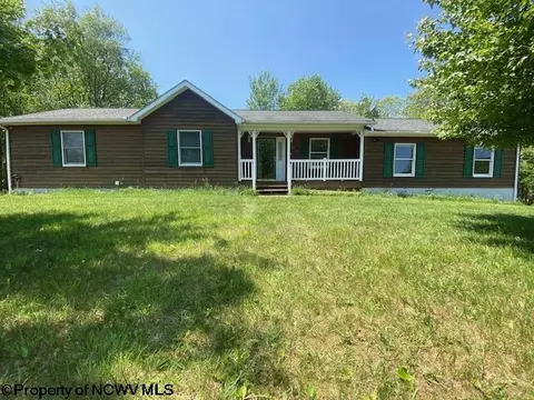 323 Galilee Rd, Bruceton Mills, WV 26525