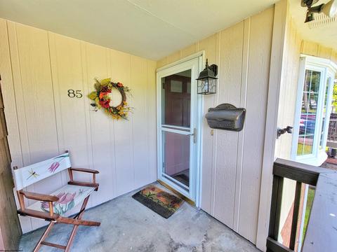 85 Pinewood Rd, Clarksburg, WV 26301