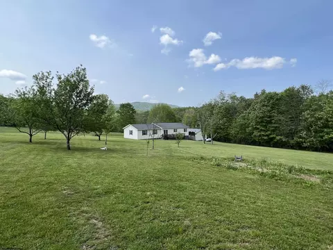 85 Swecker Ln, Valley Head, WV 26294