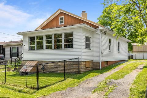 24 Amarillo St, Morgantown, WV 26508