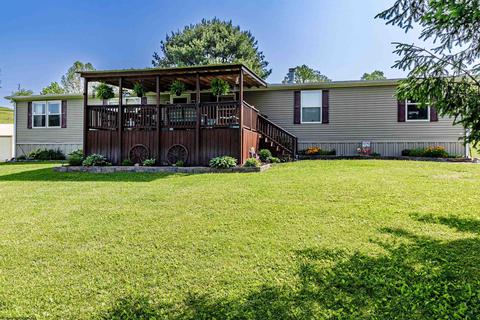 494 Tetrick Rd, Shinnston, WV 26431