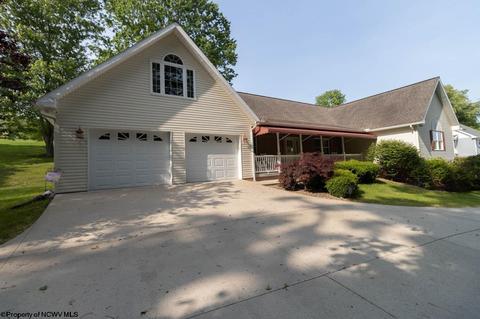 133 Mill St, West Milford, WV 26451