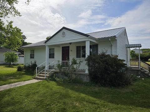 92 Walker St, Rivesville, WV 26588