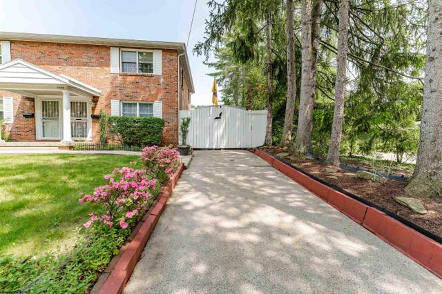 1304 Heritage Pl, Morgantown, WV 26505