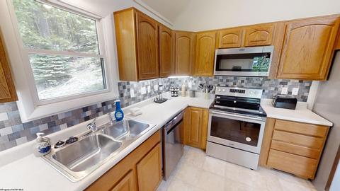 184 Eagle Ln, Terra Alta, WV 26764 photo 6