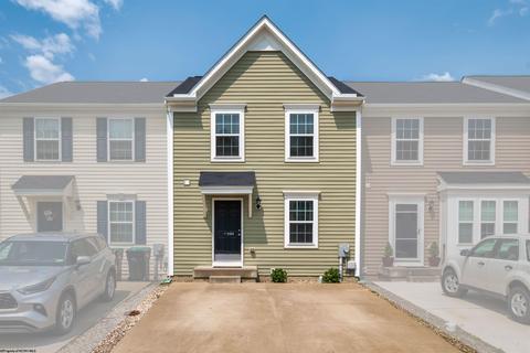 103 Kingsbury Ct, Fairmont, WV 26554