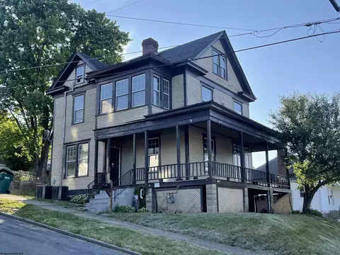 301 Ash Ave, Clarksburg, WV 26301