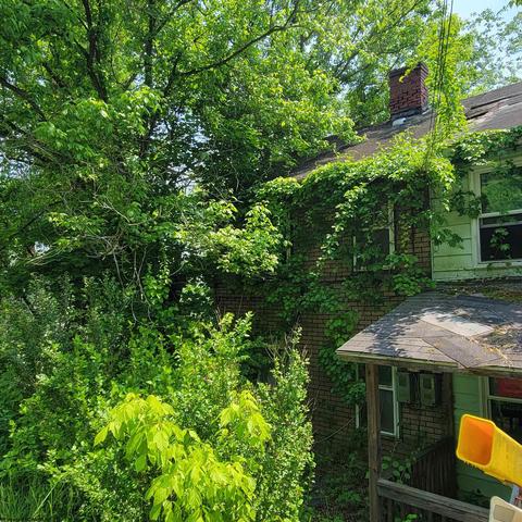322 School St, Barrackville, WV 26559