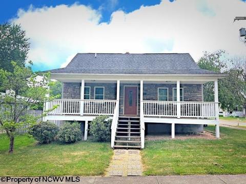 350 Oakland St, Morgantown, WV 26505
