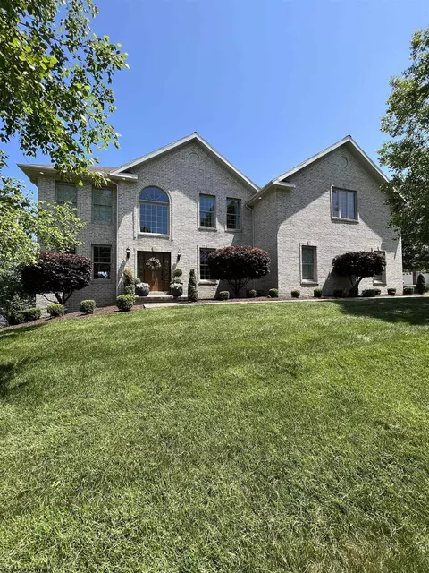 7423 Scottsdale Rd, Fairmont, WV 26554
