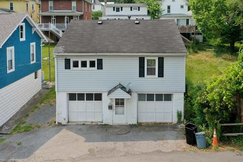 818 Ridgeway Ave, Morgantown, WV 26505
