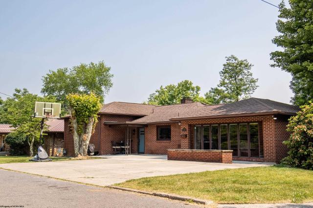 312 John Ave, Clarksburg, WV 26301
