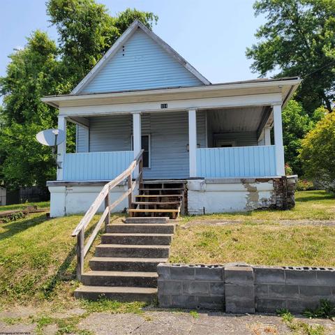 114 Spence St, Fairmont, WV 26554