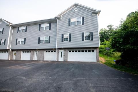1014 W Canyon Dr, Morgantown, WV 26508