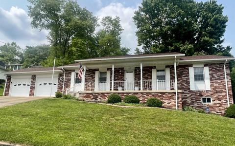 113 Braddock St, Fairmont, WV 26554
