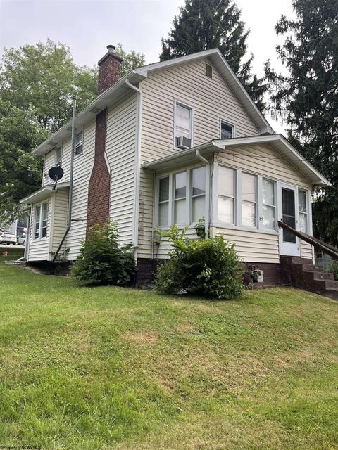 83 Western Ave, Westover, WV 26501