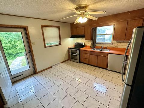 279 Baxter St, Baxter, WV 26560 photo 4