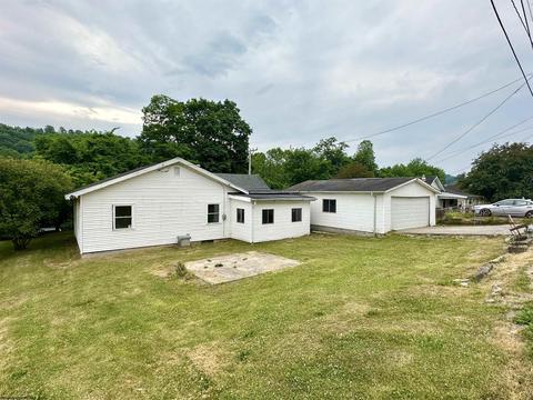 279 Baxter St, Baxter, WV 26560 photo 2