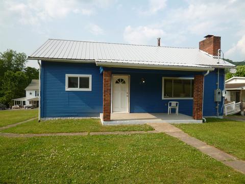 26 Monroe Rd, Pine Grove, WV 26419