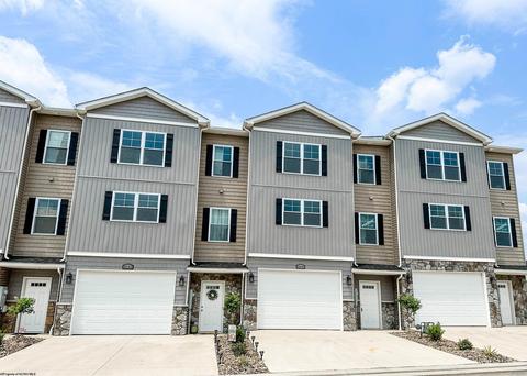 238 Red Oak Ln, Morgantown, WV 26501