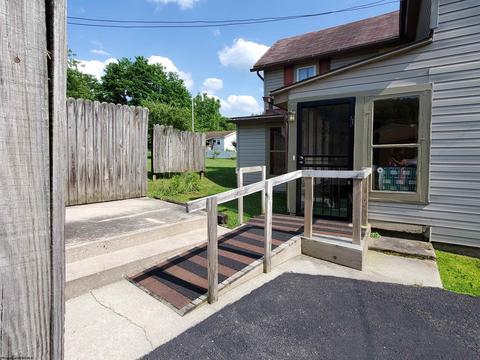 1073 Main St, Hendricks, WV 26271 photo 3