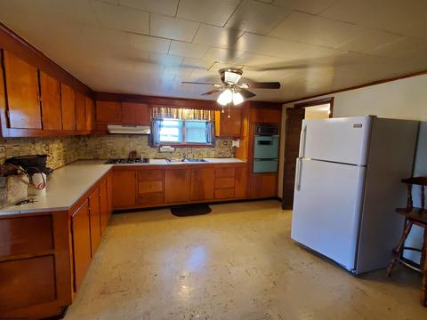1073 Main St, Hendricks, WV 26271 photo 12