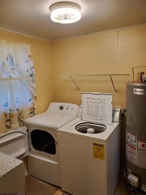 1073 Main St, Hendricks, WV 26271 photo 17