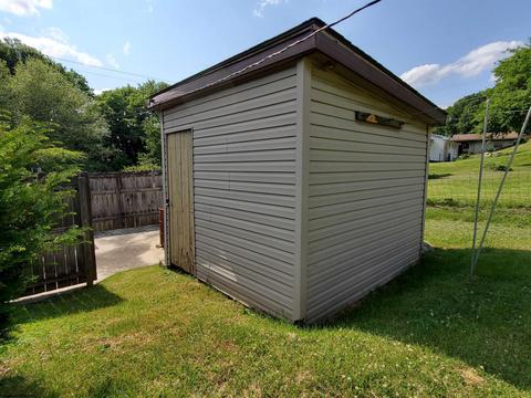1073 Main St, Hendricks, WV 26271 photo 7