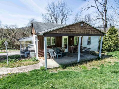 17 Hoult School Rd, Fairmont, WV 26554