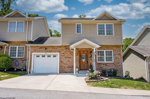 322 Villa View Dr, Morgantown, WV 26505