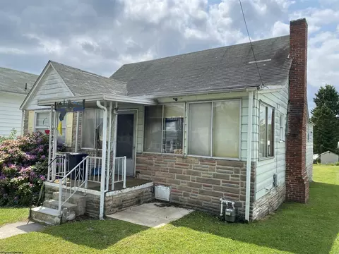 355 Henry Ave, Davis, WV 26260