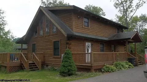 69 Waterfront Way, Horner, WV 26372