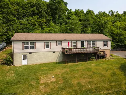 262 Devin Ln, Morgantown, WV 26508