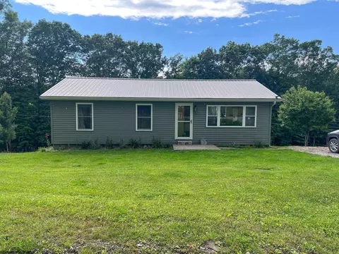 2016 Hickory Flat Rd, Buckhannon, WV 26201