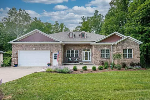 108 Black Hawk Dr, Morgantown, WV 26508