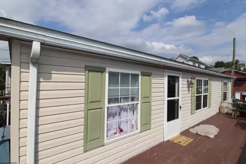 322 Tygart St, Fairmont, WV 26554