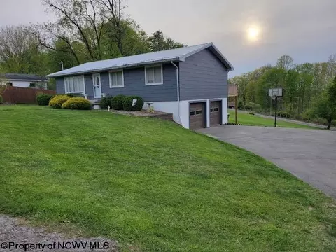 608 Bryan Foster Rd, Buckhannon, WV 26201