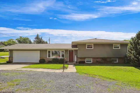 142 Buxton St #LOT S 139 AND 140 THOMAS CORP WI, Thomas, WV 26292