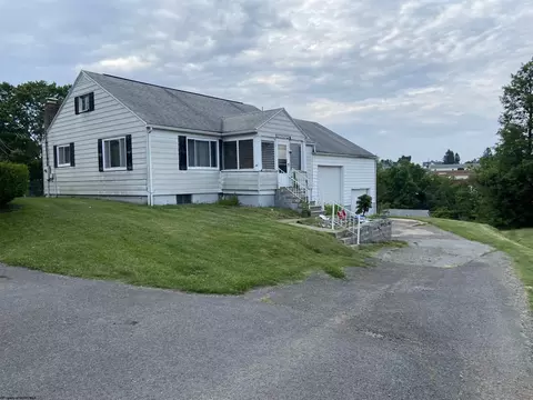 22 Gibson Ave, Masontown, WV 26542