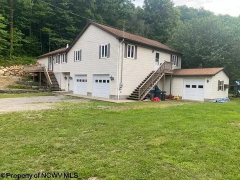 289 Shultis Dr, Elkins, WV 26241