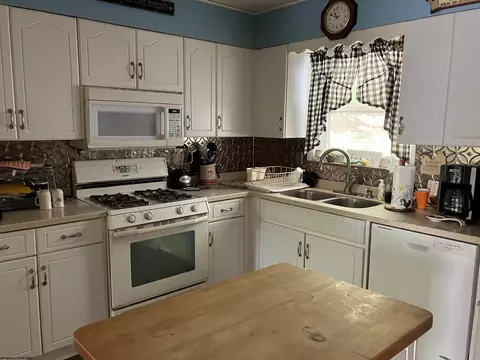 20948 S Calhoun Hwy, Orma, WV 25268 photo 14