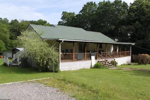 1401 Cranberry Ridge Rd, Camden On Gauley, WV 26208