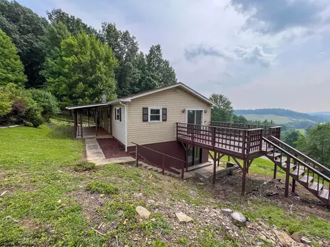 2661 Bailey Ridge Rd, Buckhannon, WV 26201