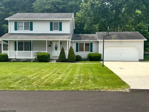 305 Tygart Ct, Elkins, WV 26241